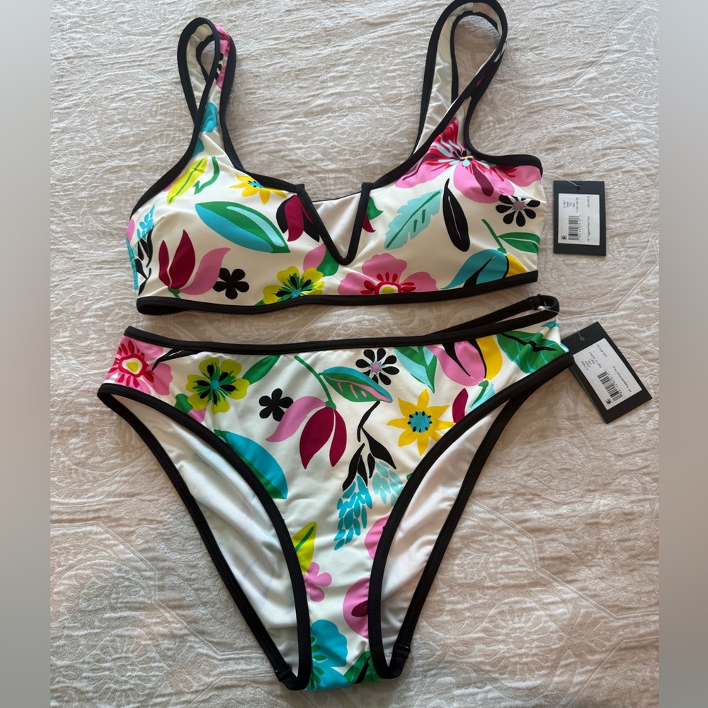 kate spade Multicolor Floral V-Notch Bikini with Black Trim Size L  $75